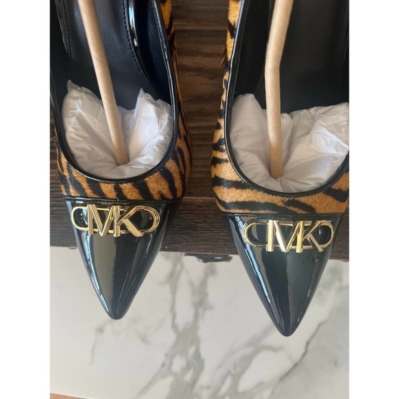 Michael Michael Kors Parker Tiger Print Pumps - Picture 3 of 9